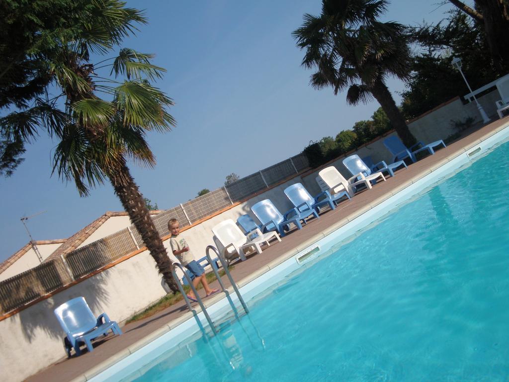 فندق مُديفي  Le Clos Fleuri المظهر الخارجي الصورة
